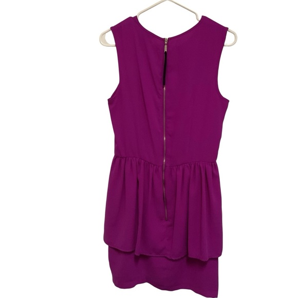 H&M Magenta Sleeveless Dress - Picture 2 of 6
